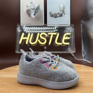 Allbirds smallbirds wool runners Toddler Sz 5